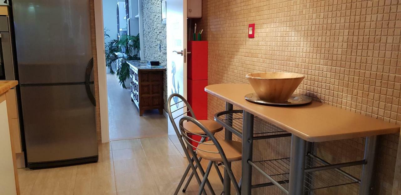 Apartamento Duplex Frente Al Mar Paseo Maritimo Torremolinos Appartamento Esterno foto