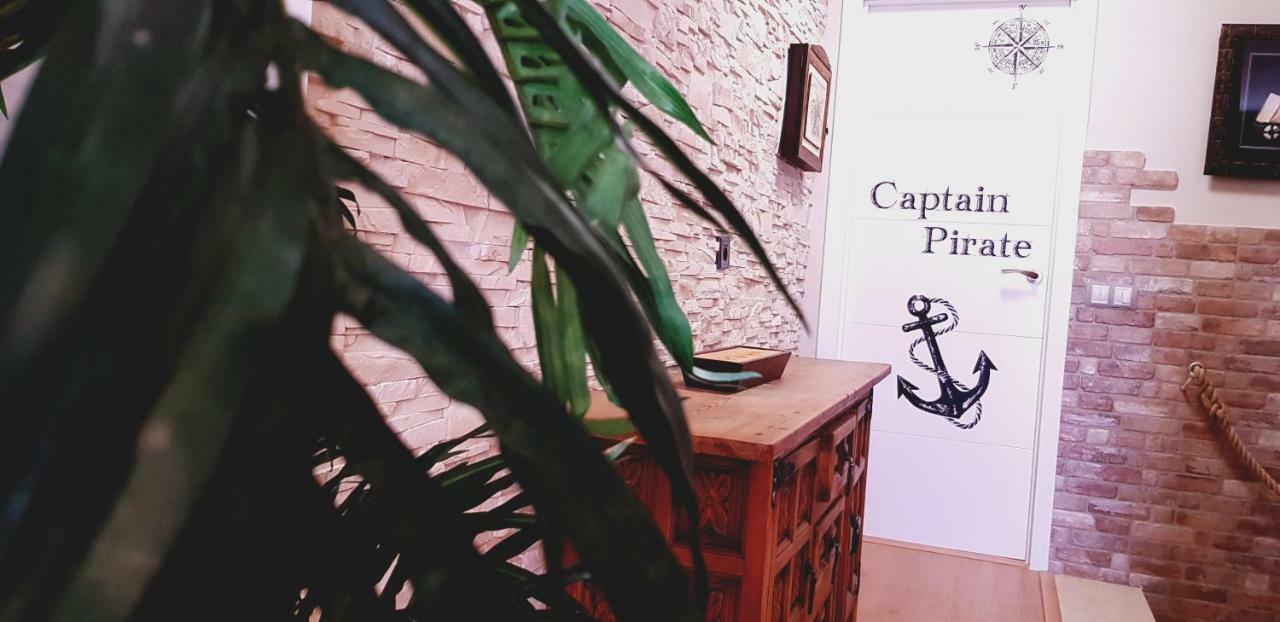 Apartamento Duplex Frente Al Mar Paseo Maritimo Torremolinos Appartamento Esterno foto