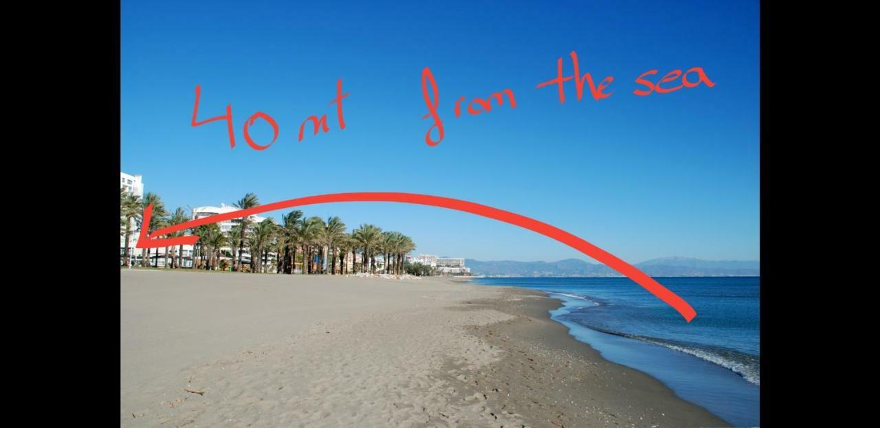 Apartamento Duplex Frente Al Mar Paseo Maritimo Torremolinos Appartamento Esterno foto