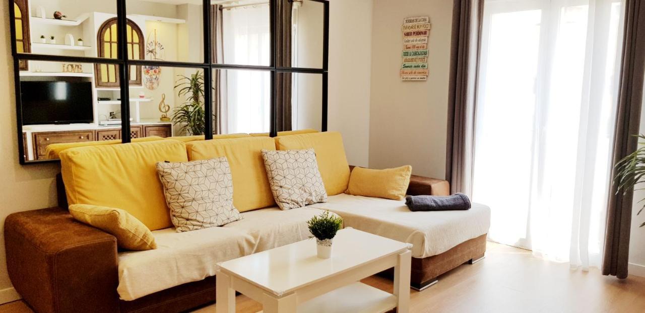 Apartamento Duplex Frente Al Mar Paseo Maritimo Torremolinos Appartamento Esterno foto