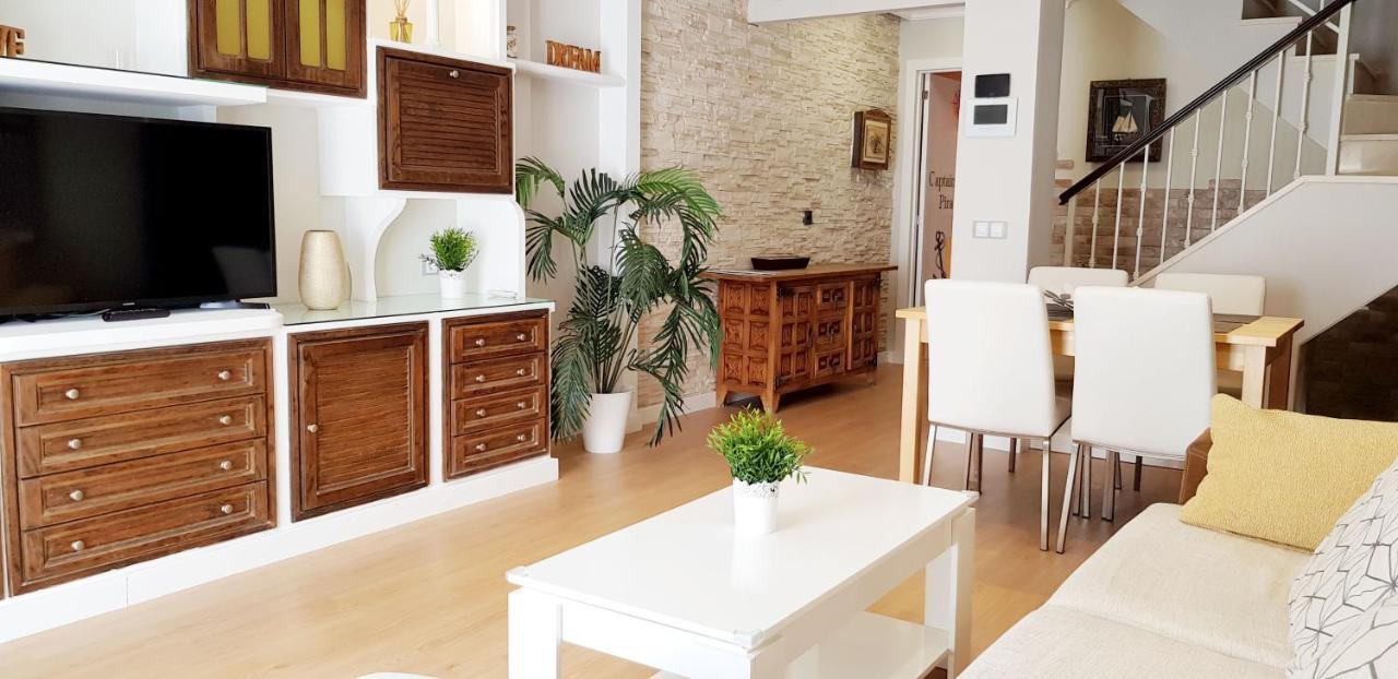 Apartamento Duplex Frente Al Mar Paseo Maritimo Torremolinos Appartamento Esterno foto